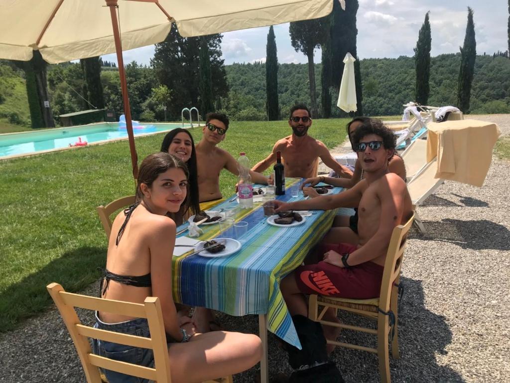 Casa Vacanze Podere Marilla Peccioli Екстериор снимка