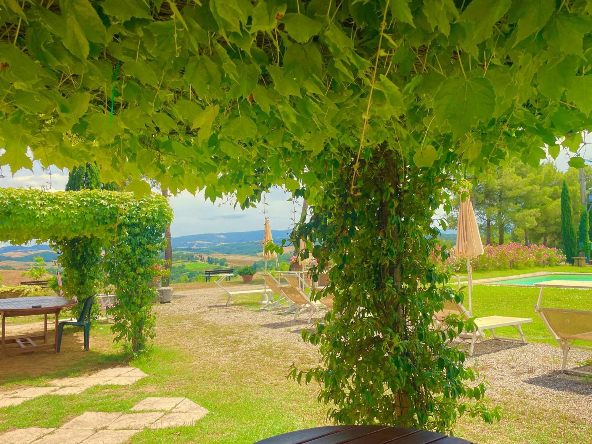 Casa Vacanze Podere Marilla Peccioli Екстериор снимка